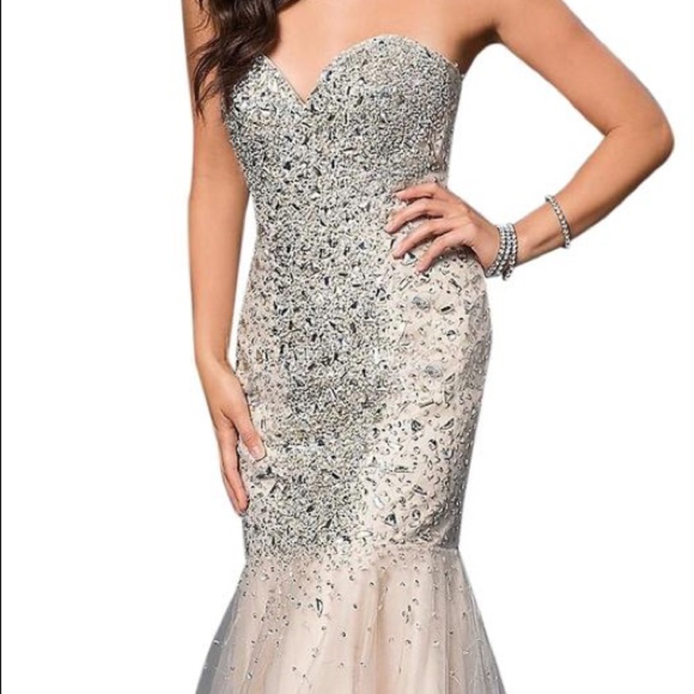 Prom dress